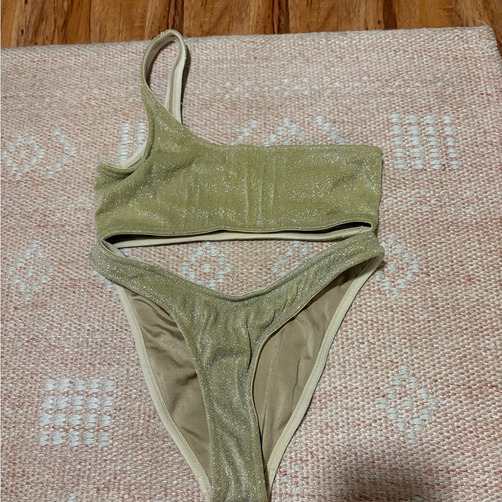 Shimmery gold Bikini Set